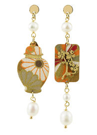 mini-pearl-brass-vase-earrings